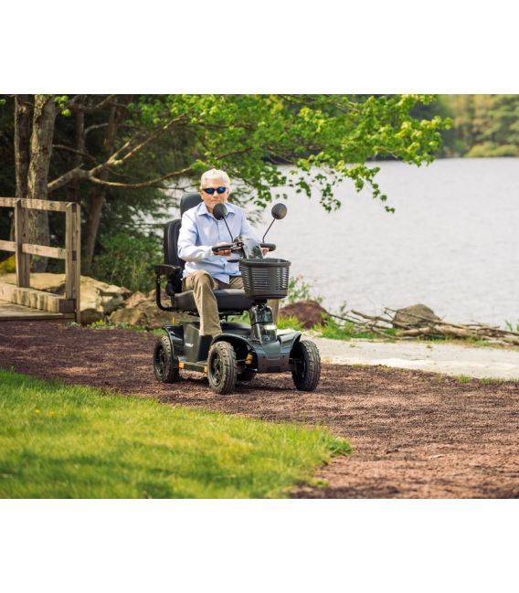 Pride Pursuit 2 Heavy Duty 4 Wheel Mobility Scooter - 400 lb. Capacity